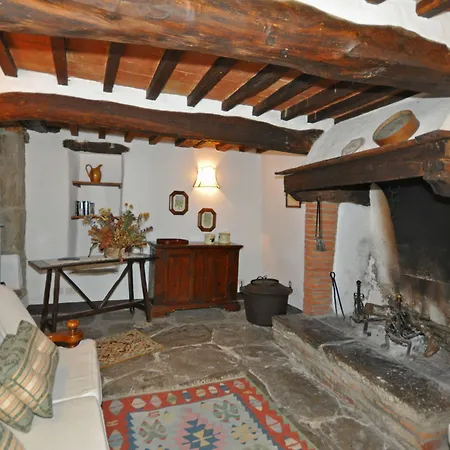 Country house Borgo Del Castagno